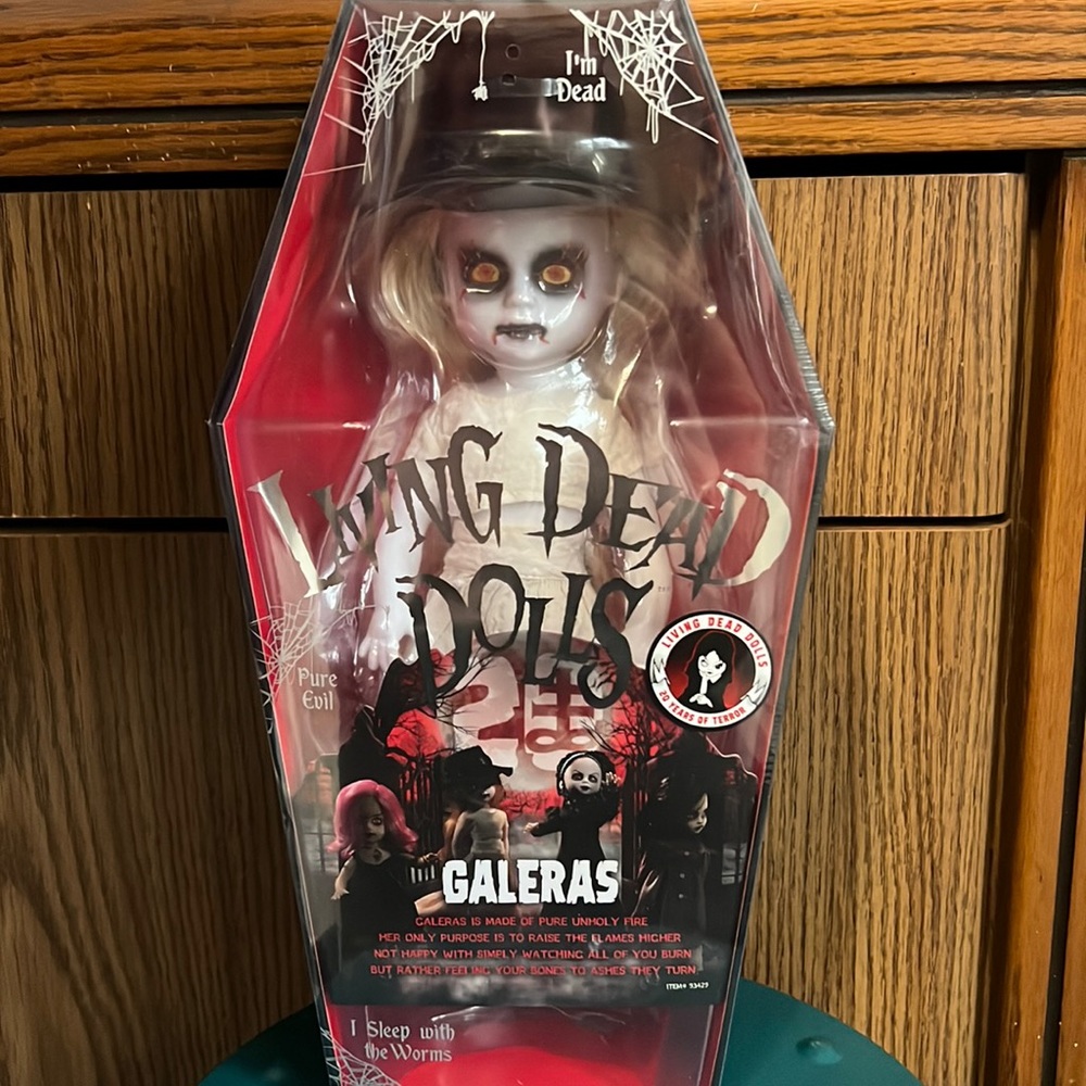 Living Dead Dolls: Galeras